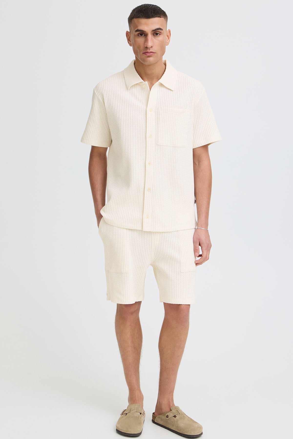 Solid Alann Utley Shorts Off White