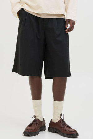 Jack & Jones Bill Flint Wide Fit Dress Shorts  Black