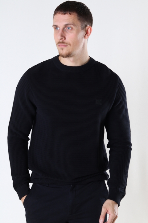 Solid Valencia Crew Knit Black