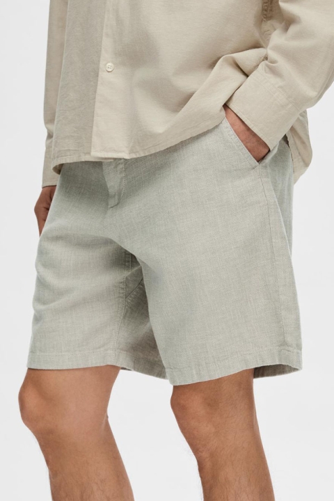 Selected Regular Brody Linen Shorts Vetiver